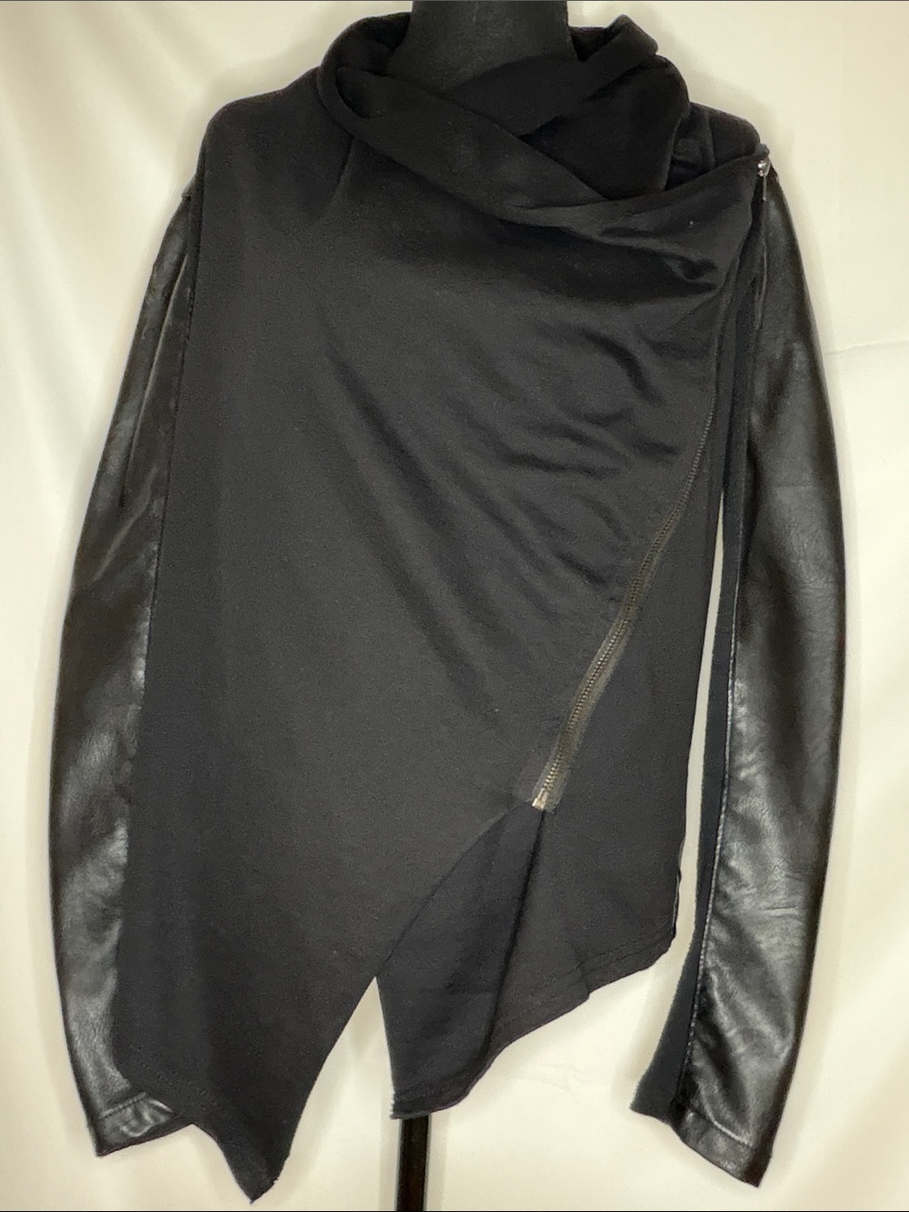 BLANK NYC BLACK MIXED MEDIA LEATHER MOTO JACKET